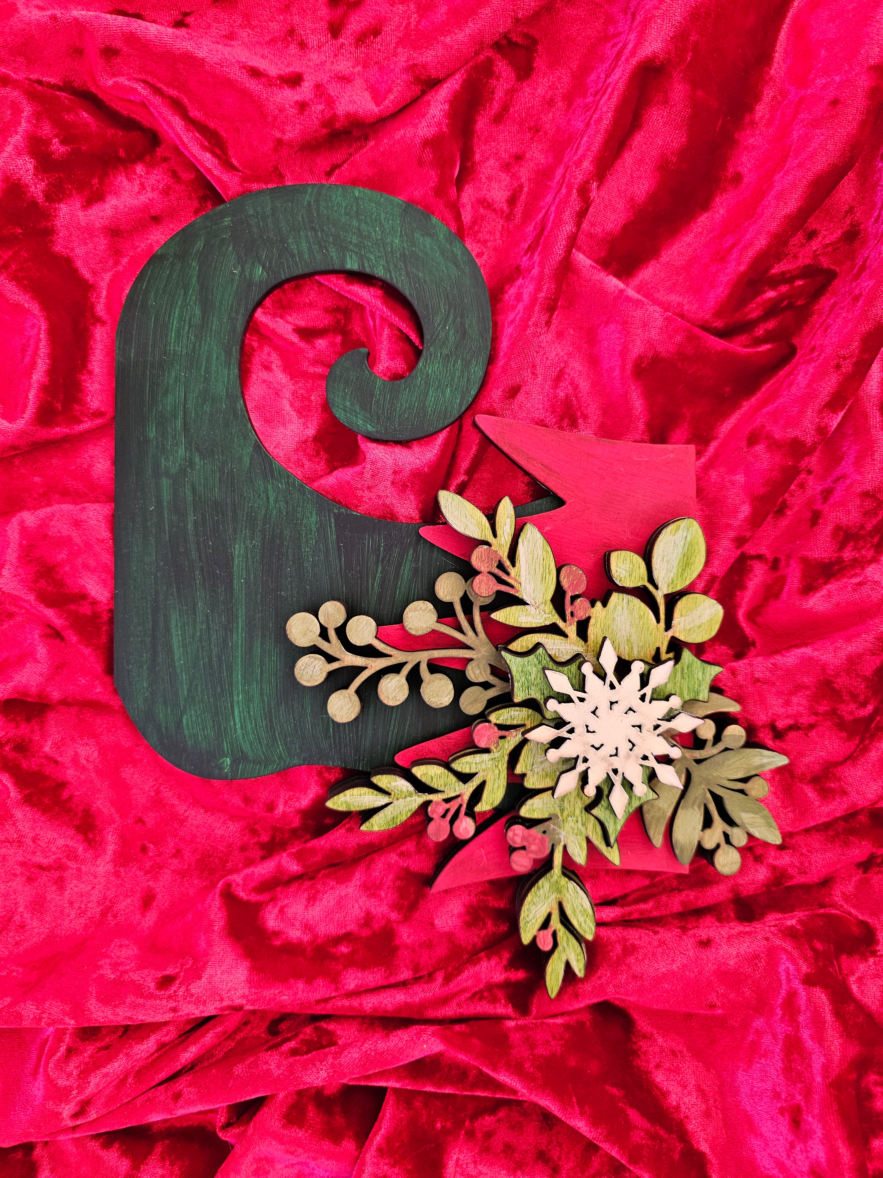 Elf Boot Shelf Leaner