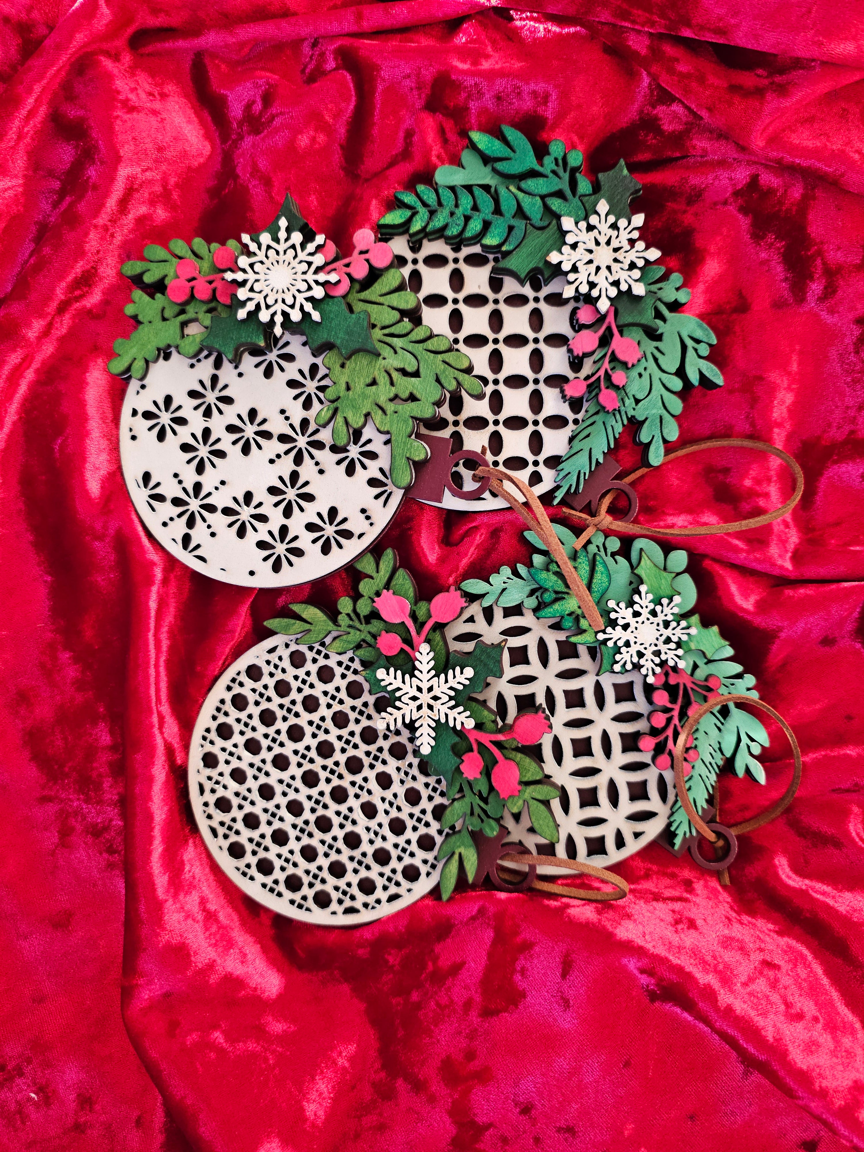 Christmas Ball Ornaments - Set of 4